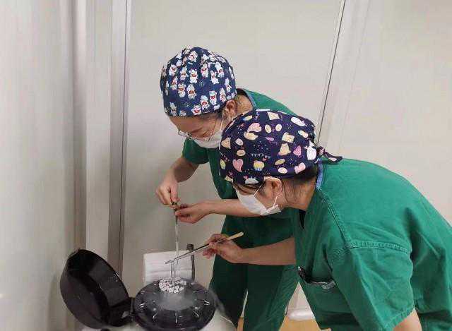 内蒙古正规借卵机构|内蒙古首例冻融卵母细胞试管婴儿成功受孕